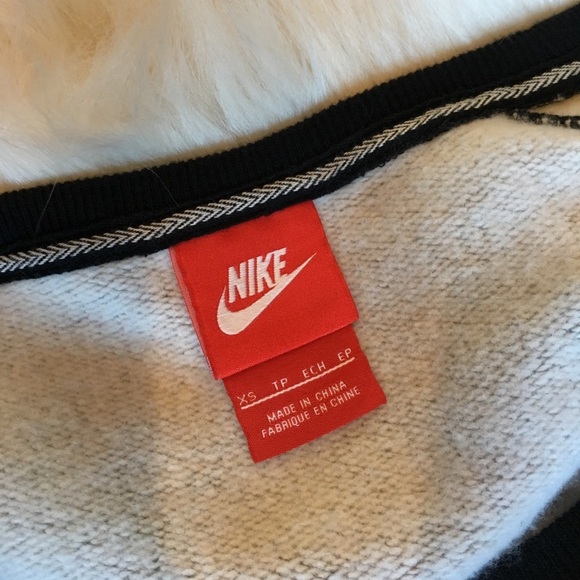 Snake print Nike Sweatshirt - Picture 6 of 7